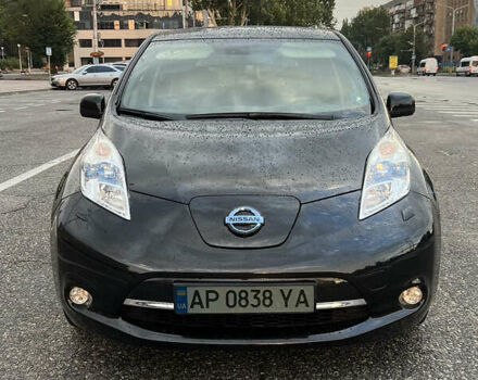 Черный Ниссан Лиф, объемом двигателя 0 л и пробегом 104 тыс. км за 8500 $, фото 1 на Automoto.ua