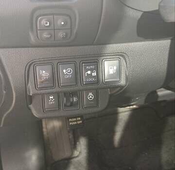 Чорний Ніссан Ліф, об'ємом двигуна 0 л та пробігом 126 тис. км за 7000 $, фото 262 на Automoto.ua