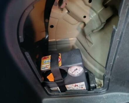 Чорний Ніссан Ліф, об'ємом двигуна 0 л та пробігом 105 тис. км за 7999 $, фото 23 на Automoto.ua