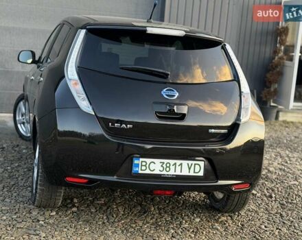 Чорний Ніссан Ліф, об'ємом двигуна 0 л та пробігом 95 тис. км за 6950 $, фото 17 на Automoto.ua