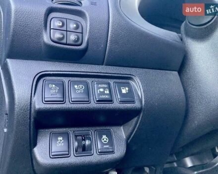 Черный Ниссан Лиф, объемом двигателя 0 л и пробегом 180 тыс. км за 5850 $, фото 15 на Automoto.ua