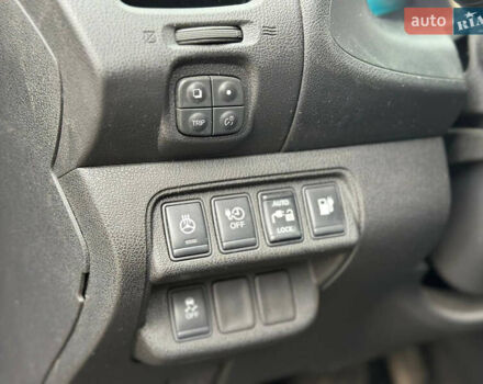 Черный Ниссан Лиф, объемом двигателя 0 л и пробегом 164 тыс. км за 7200 $, фото 11 на Automoto.ua