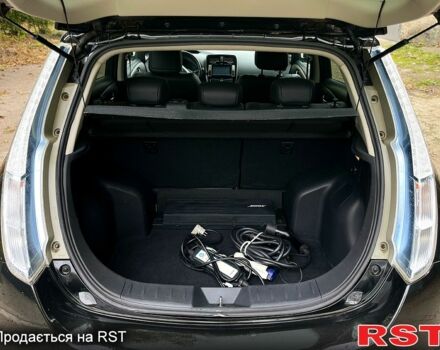 Чорний Ніссан Ліф, об'ємом двигуна 80 л та пробігом 115 тис. км за 7750 $, фото 6 на Automoto.ua