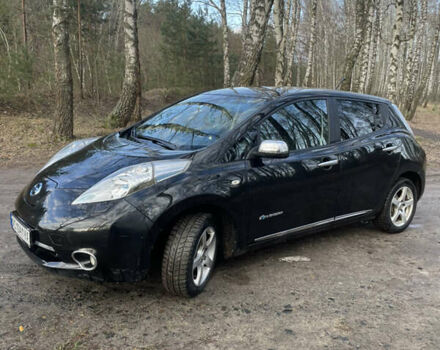 Черный Ниссан Лиф, объемом двигателя 0 л и пробегом 125 тыс. км за 6199 $, фото 7 на Automoto.ua