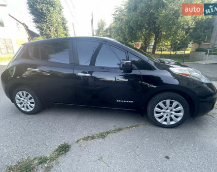 Черный Ниссан Лиф, объемом двигателя 0 л и пробегом 22 тыс. км за 10300 $, фото 18 на Automoto.ua