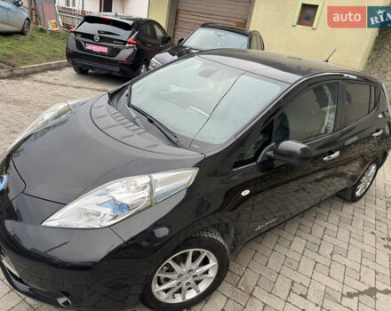 Черный Ниссан Лиф, объемом двигателя 0 л и пробегом 154 тыс. км за 6599 $, фото 12 на Automoto.ua