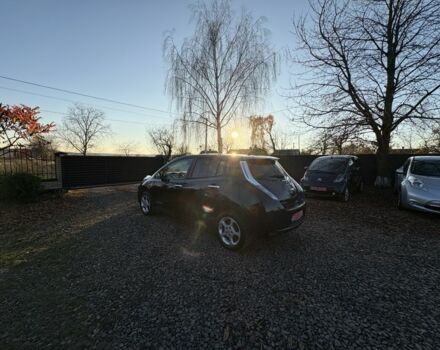 Черный Ниссан Лиф, объемом двигателя 0 л и пробегом 185 тыс. км за 5900 $, фото 14 на Automoto.ua