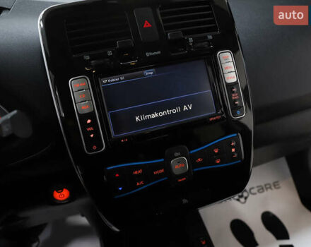 Чорний Ніссан Ліф, об'ємом двигуна 0 л та пробігом 55 тис. км за 6900 $, фото 46 на Automoto.ua