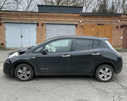 Черный Ниссан Лиф, объемом двигателя 0 л и пробегом 122 тыс. км за 3900 $, фото 2 на Automoto.ua