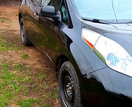 Чорний Ніссан Ліф, об'ємом двигуна 0 л та пробігом 174 тис. км за 6500 $, фото 1 на Automoto.ua