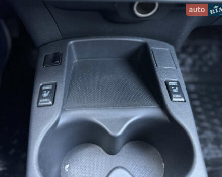 Черный Ниссан Лиф, объемом двигателя 0 л и пробегом 130 тыс. км за 6800 $, фото 23 на Automoto.ua