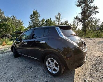 Чорний Ніссан Ліф, об'ємом двигуна 0 л та пробігом 105 тис. км за 7999 $, фото 5 на Automoto.ua