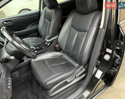 Черный Ниссан Лиф, объемом двигателя 0 л и пробегом 218 тыс. км за 6850 $, фото 15 на Automoto.ua