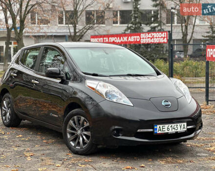 Черный Ниссан Лиф, объемом двигателя 0 л и пробегом 164 тыс. км за 7200 $, фото 2 на Automoto.ua