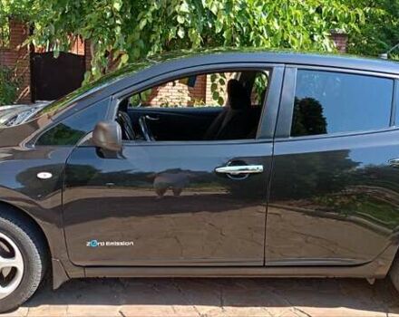 Чорний Ніссан Ліф, об'ємом двигуна 0 л та пробігом 126 тис. км за 7000 $, фото 101 на Automoto.ua