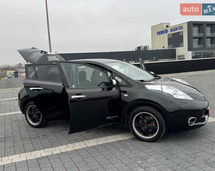 Черный Ниссан Лиф, объемом двигателя 0 л и пробегом 100 тыс. км за 5999 $, фото 18 на Automoto.ua