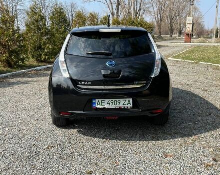 Черный Ниссан Лиф, объемом двигателя 0 л и пробегом 150 тыс. км за 6800 $, фото 7 на Automoto.ua