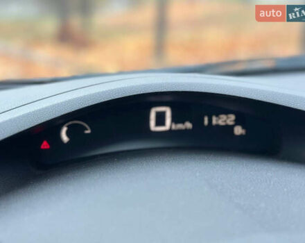 Черный Ниссан Лиф, объемом двигателя 0 л и пробегом 164 тыс. км за 7200 $, фото 23 на Automoto.ua