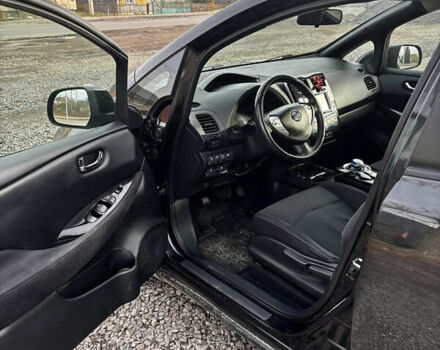 Черный Ниссан Лиф, объемом двигателя 0 л и пробегом 144 тыс. км за 5999 $, фото 5 на Automoto.ua