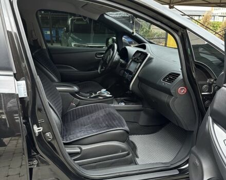 Чорний Ніссан Ліф, об'ємом двигуна 0 л та пробігом 170 тис. км за 6999 $, фото 8 на Automoto.ua