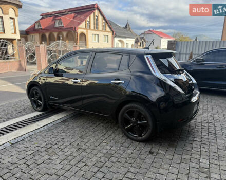 Черный Ниссан Лиф, объемом двигателя 0 л и пробегом 130 тыс. км за 6800 $, фото 33 на Automoto.ua