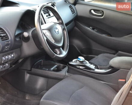 Чорний Ніссан Ліф, об'ємом двигуна 0 л та пробігом 126 тис. км за 6500 $, фото 15 на Automoto.ua