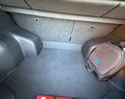 Черный Ниссан Лиф, объемом двигателя 0 л и пробегом 185 тыс. км за 5900 $, фото 16 на Automoto.ua