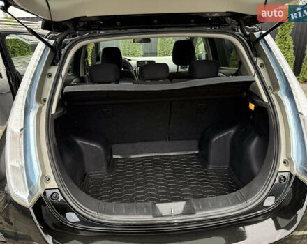 Чорний Ніссан Ліф, об'ємом двигуна 0 л та пробігом 95 тис. км за 7200 $, фото 6 на Automoto.ua