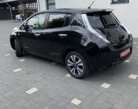 Ниссан Лиф 2014 в Ужгороде на Automoto.ua Черный Ниссан Лиф, объемом двигателя 0 л и пробегом 186 тыс. км за 6950 $, фото 4 на Automoto.ua