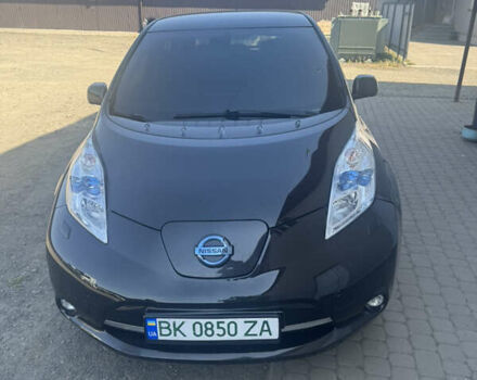 Черный Ниссан Лиф, объемом двигателя 0 л и пробегом 168 тыс. км за 7000 $, фото 1 на Automoto.ua