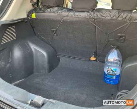 Чорний Ніссан Ліф, об'ємом двигуна 24 л та пробігом 128 тис. км за 6400 $, фото 21 на Automoto.ua