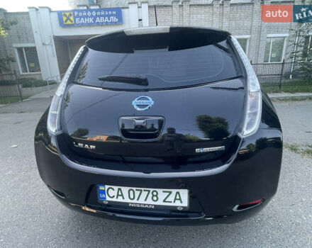 Черный Ниссан Лиф, объемом двигателя 0 л и пробегом 22 тыс. км за 10300 $, фото 13 на Automoto.ua