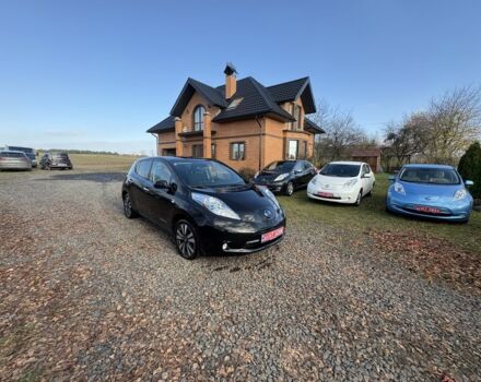 Чорний Ніссан Ліф, об'ємом двигуна 0 л та пробігом 120 тис. км за 6500 $, фото 16 на Automoto.ua