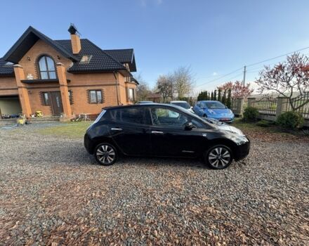 Чорний Ніссан Ліф, об'ємом двигуна 0 л та пробігом 120 тис. км за 6500 $, фото 15 на Automoto.ua