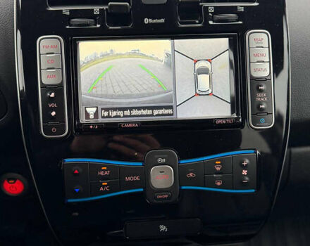 Черный Ниссан Лиф, объемом двигателя 0 л и пробегом 125 тыс. км за 6500 $, фото 4 на Automoto.ua