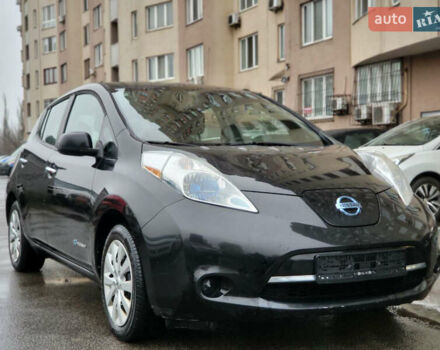 Черный Ниссан Лиф, объемом двигателя 0 л и пробегом 166 тыс. км за 6800 $, фото 1 на Automoto.ua