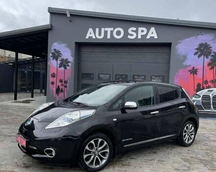 Чорний Ніссан Ліф, об'ємом двигуна 0 л та пробігом 136 тис. км за 6999 $, фото 5 на Automoto.ua