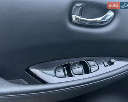 Ниссан Лиф 2014 в Харькове на Automoto.ua Черный Ниссан Лиф, объемом двигателя 0 л и пробегом 93 тыс. км за 8200 $, фото 19 на Automoto.ua