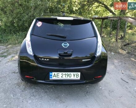 Черный Ниссан Лиф, объемом двигателя 0 л и пробегом 79 тыс. км за 6800 $, фото 2 на Automoto.ua
