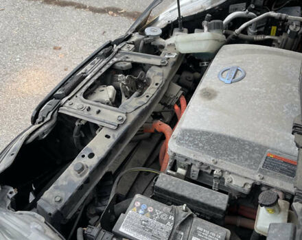 Черный Ниссан Лиф, объемом двигателя 0 л и пробегом 122 тыс. км за 3900 $, фото 10 на Automoto.ua