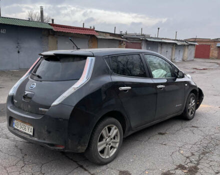 Черный Ниссан Лиф, объемом двигателя 0 л и пробегом 122 тыс. км за 3900 $, фото 5 на Automoto.ua