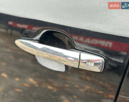 Черный Ниссан Лиф, объемом двигателя 0 л и пробегом 164 тыс. км за 7200 $, фото 32 на Automoto.ua