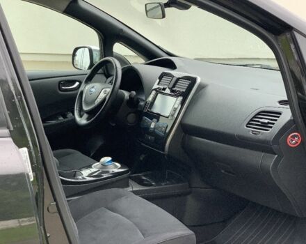 Чорний Ніссан Ліф, об'ємом двигуна 0 л та пробігом 173 тис. км за 6400 $, фото 6 на Automoto.ua