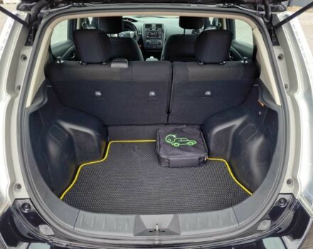 Черный Ниссан Лиф, объемом двигателя 0 л и пробегом 127 тыс. км за 6500 $, фото 10 на Automoto.ua