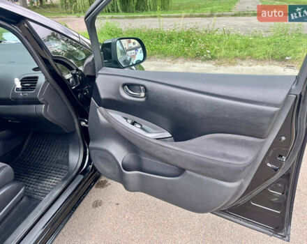 Чорний Ніссан Ліф, об'ємом двигуна 0 л та пробігом 141 тис. км за 6500 $, фото 2 на Automoto.ua
