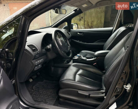 Чорний Ніссан Ліф, об'ємом двигуна 0 л та пробігом 115 тис. км за 7750 $, фото 15 на Automoto.ua