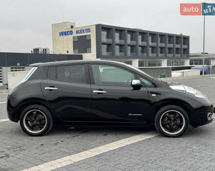 Черный Ниссан Лиф, объемом двигателя 0 л и пробегом 100 тыс. км за 5999 $, фото 12 на Automoto.ua