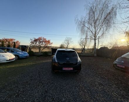 Черный Ниссан Лиф, объемом двигателя 0 л и пробегом 185 тыс. км за 5900 $, фото 13 на Automoto.ua