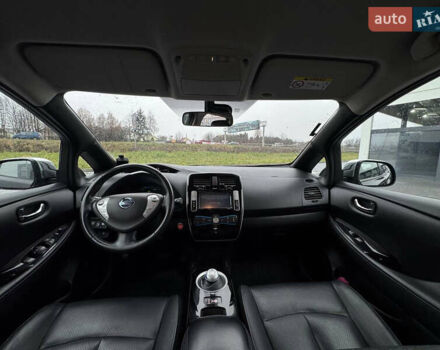 Черный Ниссан Лиф, объемом двигателя 0 л и пробегом 125 тыс. км за 6500 $, фото 15 на Automoto.ua