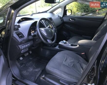 Черный Ниссан Лиф, объемом двигателя 0 л и пробегом 79 тыс. км за 6800 $, фото 7 на Automoto.ua